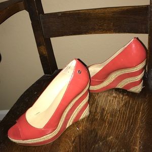 🛍 Calvin Klein Wedges